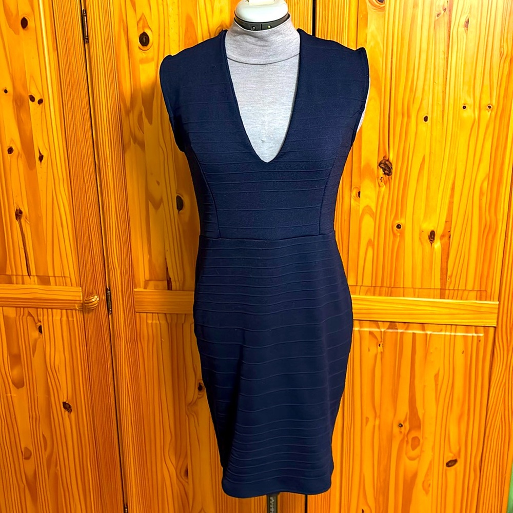 Sociology stretchy fitted dresses